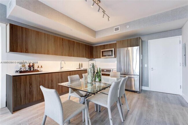 Primary Photo - 2 bedroom in Aventura FL 33180