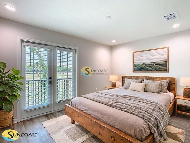 Building Photo - 3821 SW 43rd Ct