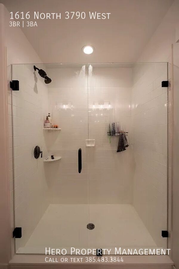 Building Photo - 1616 N 3790 W