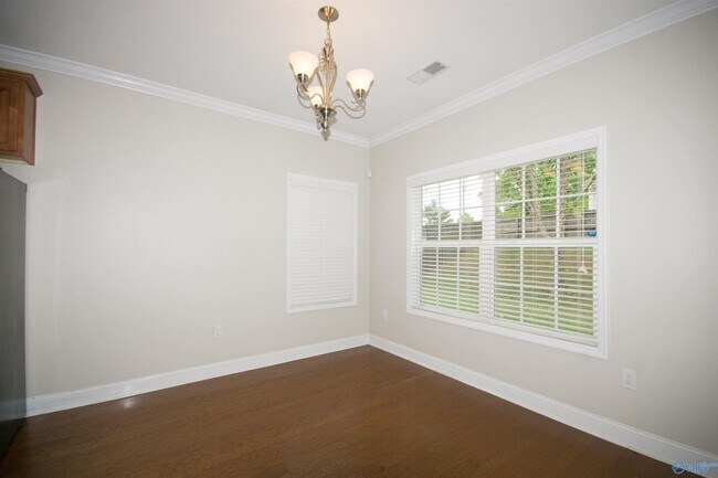 Building Photo - 106 Back Creek Cir NW