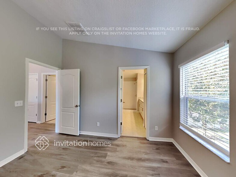 Building Photo - 12314 Canyon Blvd