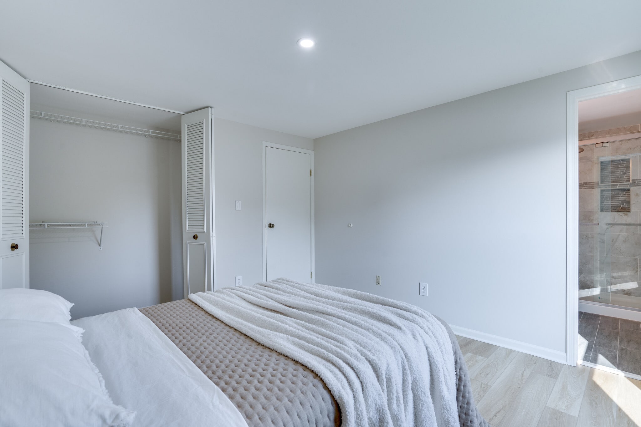 Primary Bedroom - 5471 Braddock Ridge Dr