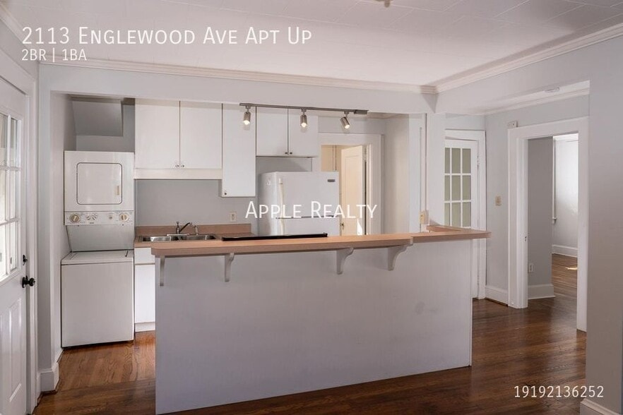 Building Photo - 2113 Englewood Ave