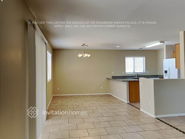 Building Photo - 16029 W Miami St