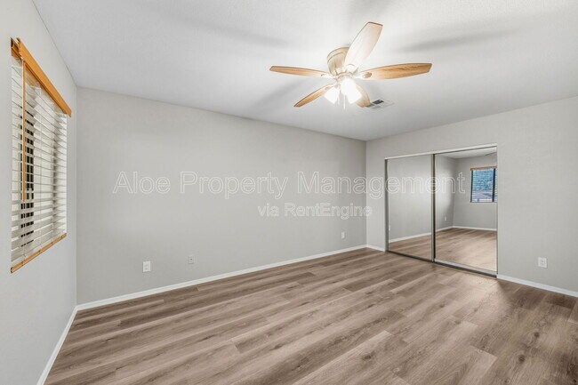 Building Photo - 9953 E Billings St