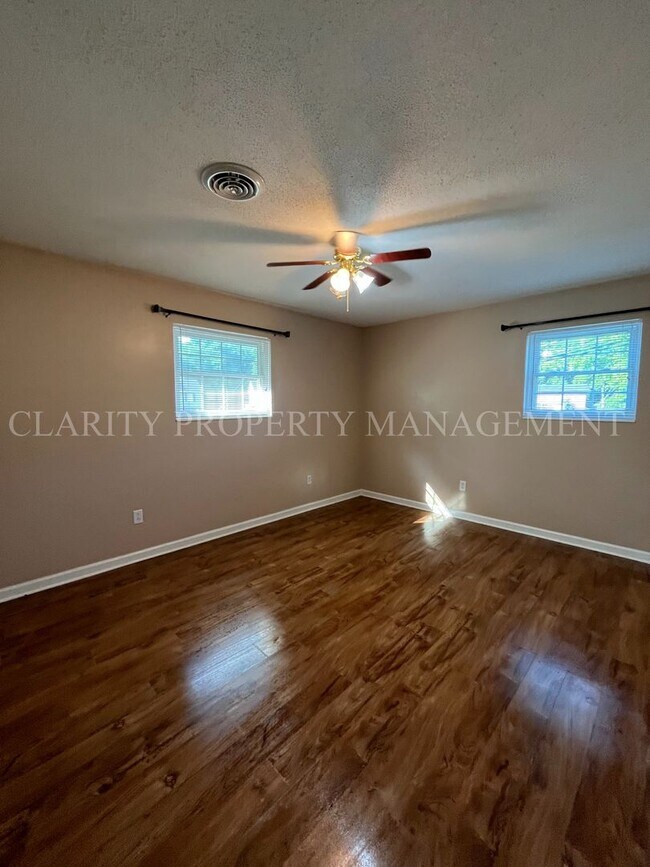 Building Photo - ***Coming soon!!***