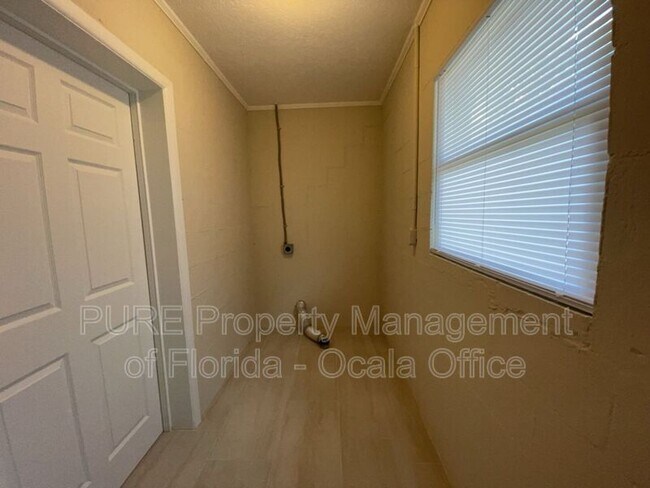 Building Photo - 12142 SE 87th Terrace