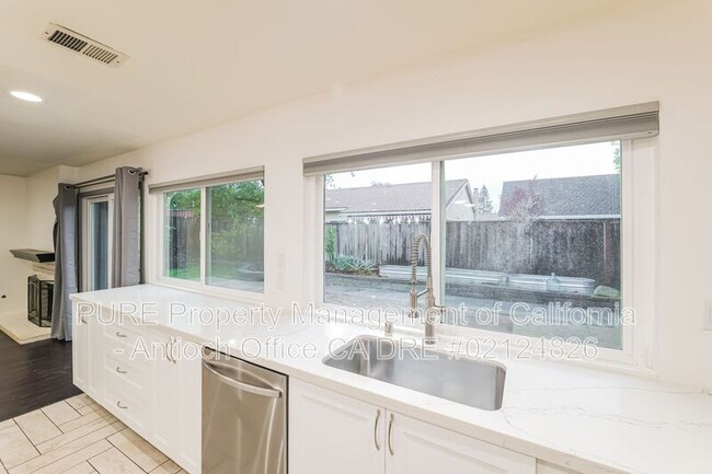 Building Photo - 4410 Sugar Maple Ct