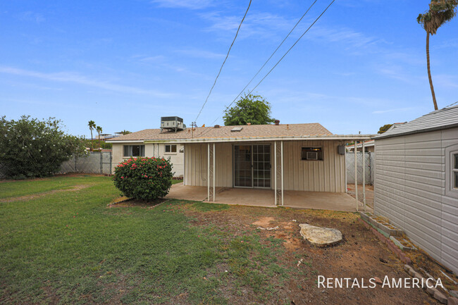 Building Photo - NO HOA! Scottsdale Home on Corner Lot!