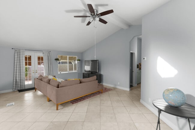 Building Photo - 47800 Madison St