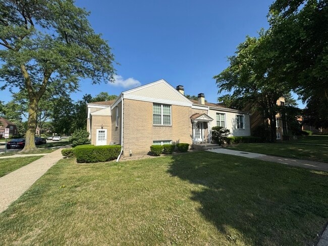 Primary Photo - 2944 Harlem Ave
