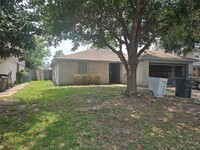 Building Photo - 18539 Lippizaner Dr