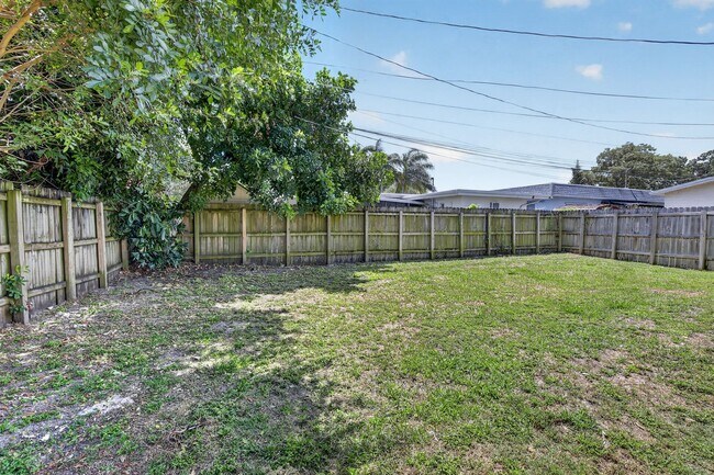 Building Photo - Renovated 3BR/2BA Corner Single-Family Home – Large Fenced Yard, NO HOA