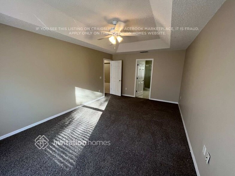 Building Photo - 2759 Kingsdale Dr