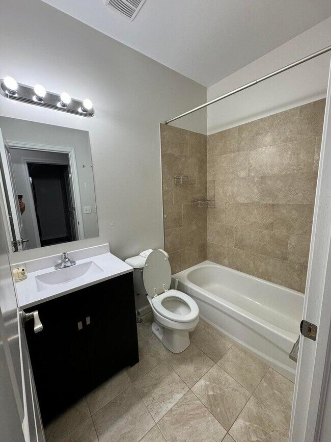 Building Photo - 413 Legato Dr