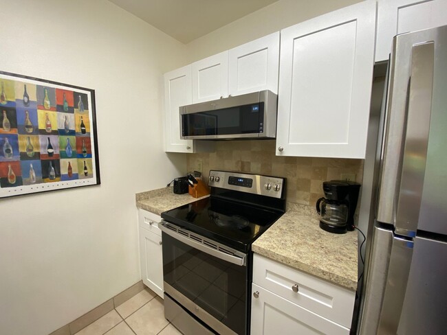 Building Photo - 1 Bedroom, 1 Bath Condo in Grenelefe