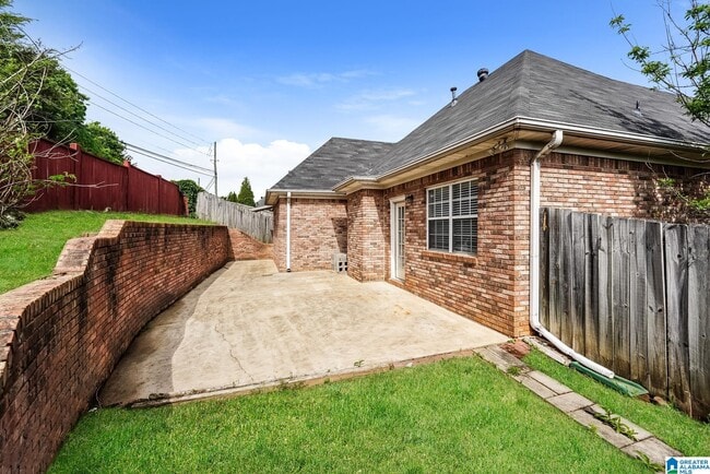 Building Photo - 209 Ashford Dr