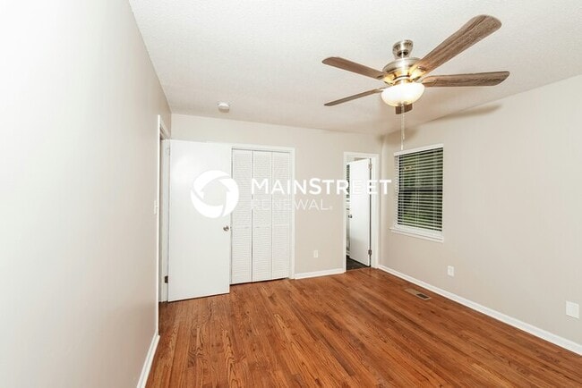 Building Photo - 3 Bedroom Pet-Friendly Home in pinson, AL with Main Street Renewal