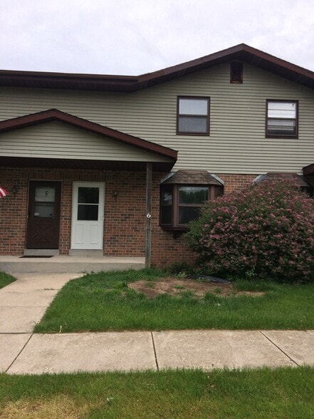 Building Photo - 110 Johnston Dr