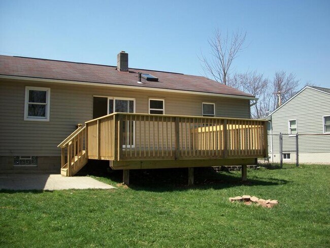 Building Photo - 3993 Osage St