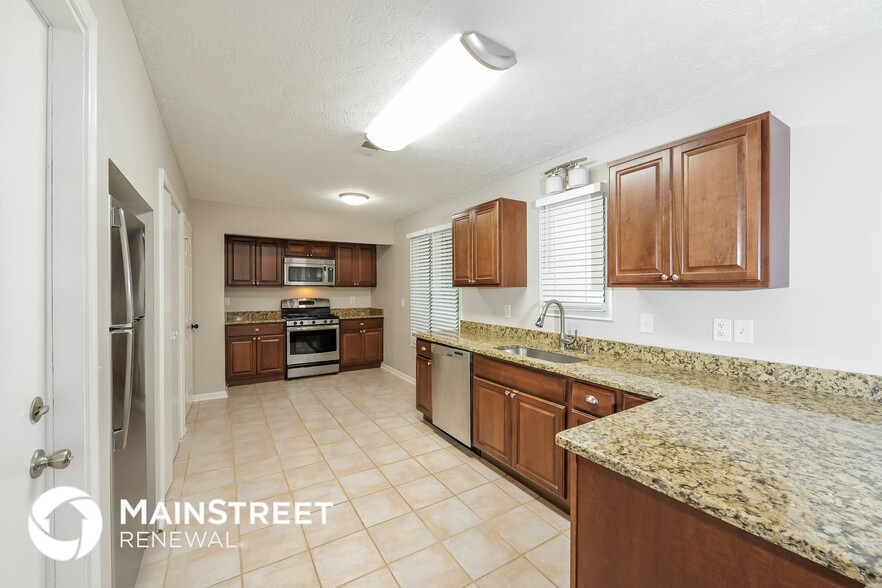 Building Photo - 129 Riverchase Dr
