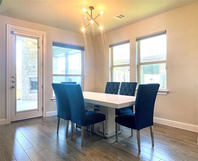 Building Photo - 6829 Brindisi Pl