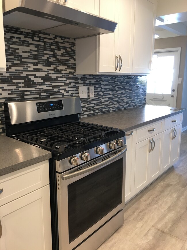 Building Photo - 3812 Ostrom Ave