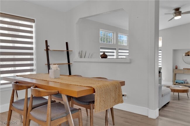 Building Photo - 6425 W Quail Ave