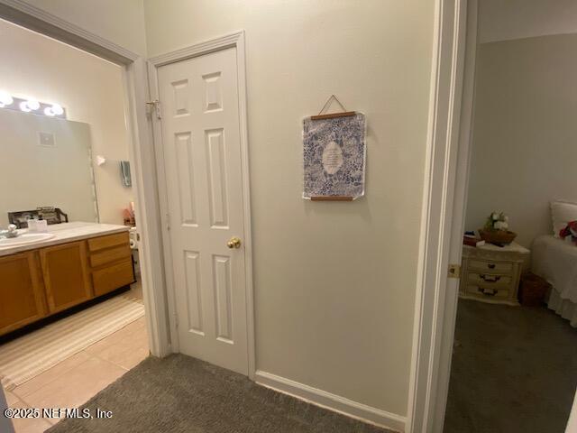 Building Photo - 10550 Baymeadows Rd