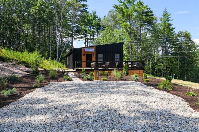 Building Photo - 1250 Nh Rte 12a