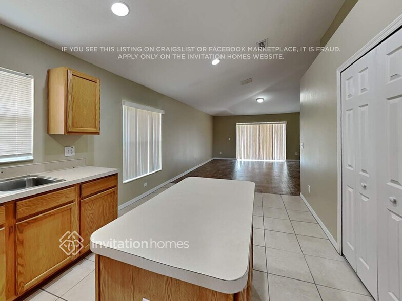 Building Photo - 3042 Eagle Crossing Dr