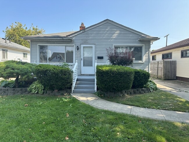 Primary Photo - 24924 Lexington Ave