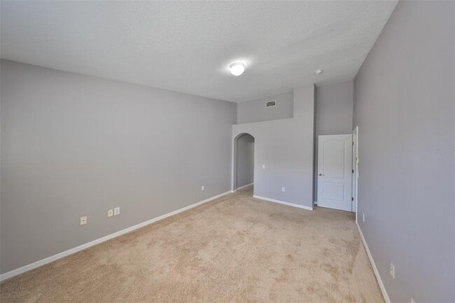 Building Photo - 6713 Lake Rochester Ln