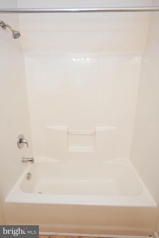 Building Photo - 403 Parkview Ct