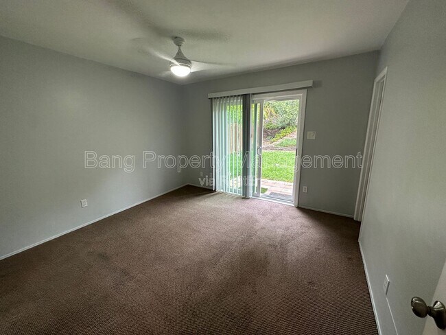 Building Photo - 4859 Campanile Dr