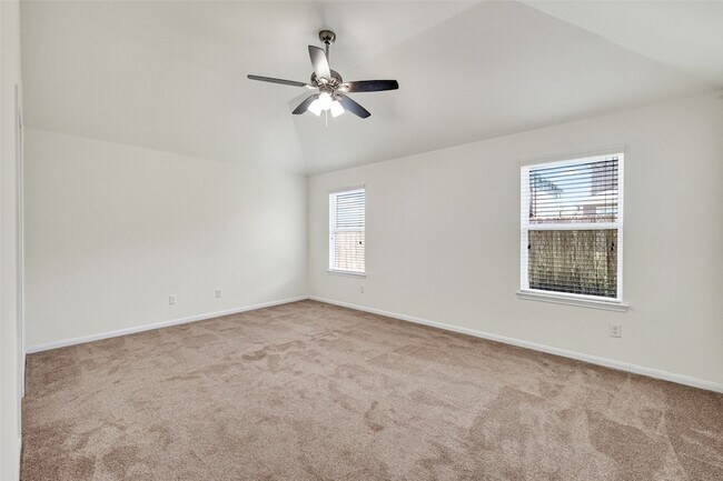 Building Photo - 3315 Madison Elm St