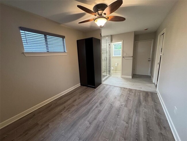 Building Photo - 1005 Willow St