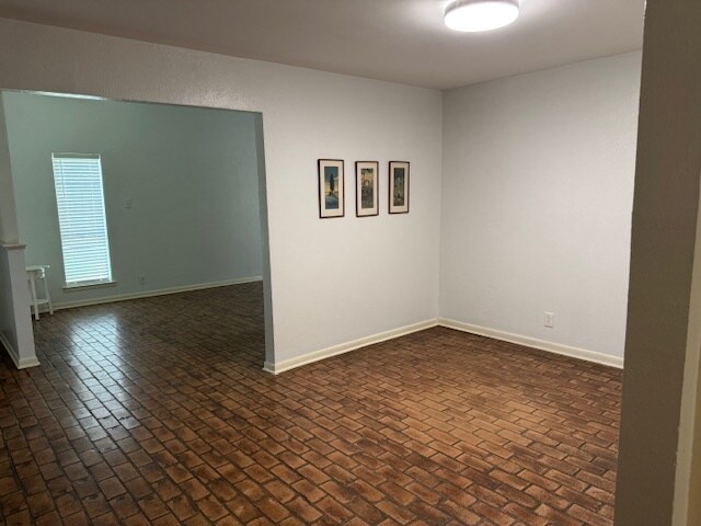 Building Photo - 7909 Habersham Ln