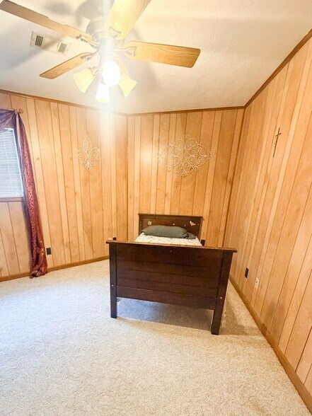 Building Photo - 115 Breaker Dr