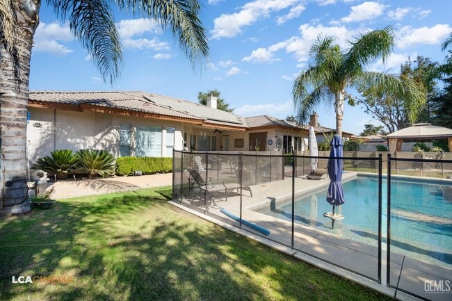 Building Photo - 12417 Locksley Dr