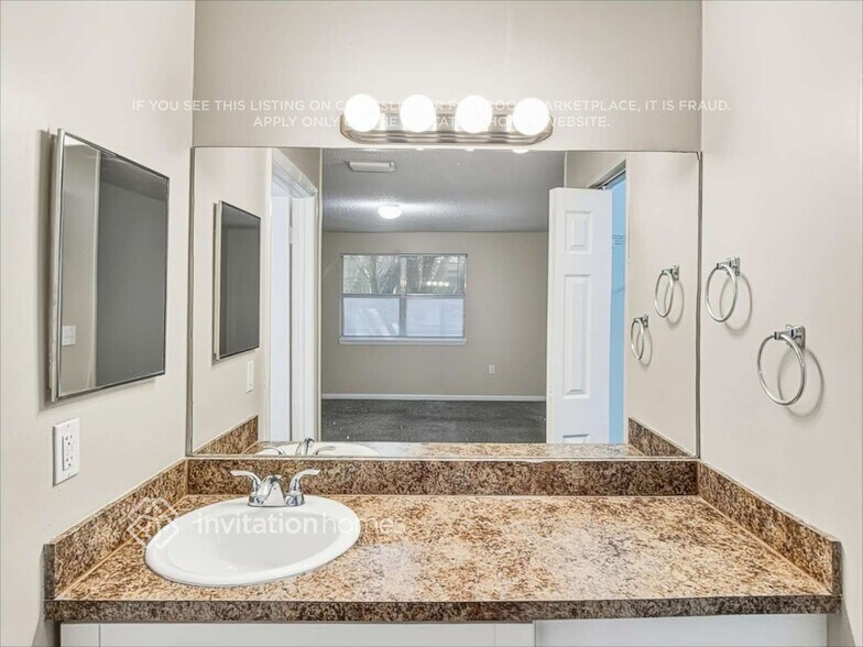 Building Photo - 9108 SW 147th Ct