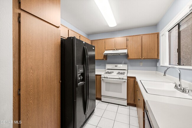 Building Photo - 2328 Archwood Ln