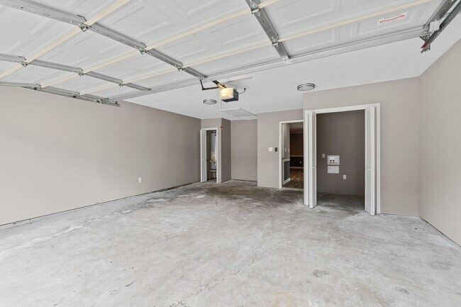 Building Photo - 1856 S Barton Dr