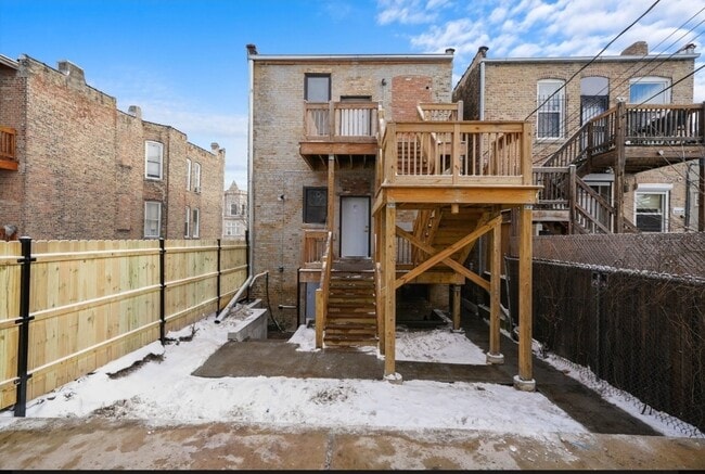 Building Photo - 1526 S St Louis Ave