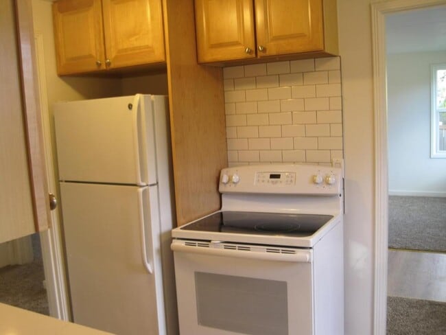 Building Photo - 12031 71st Ave S