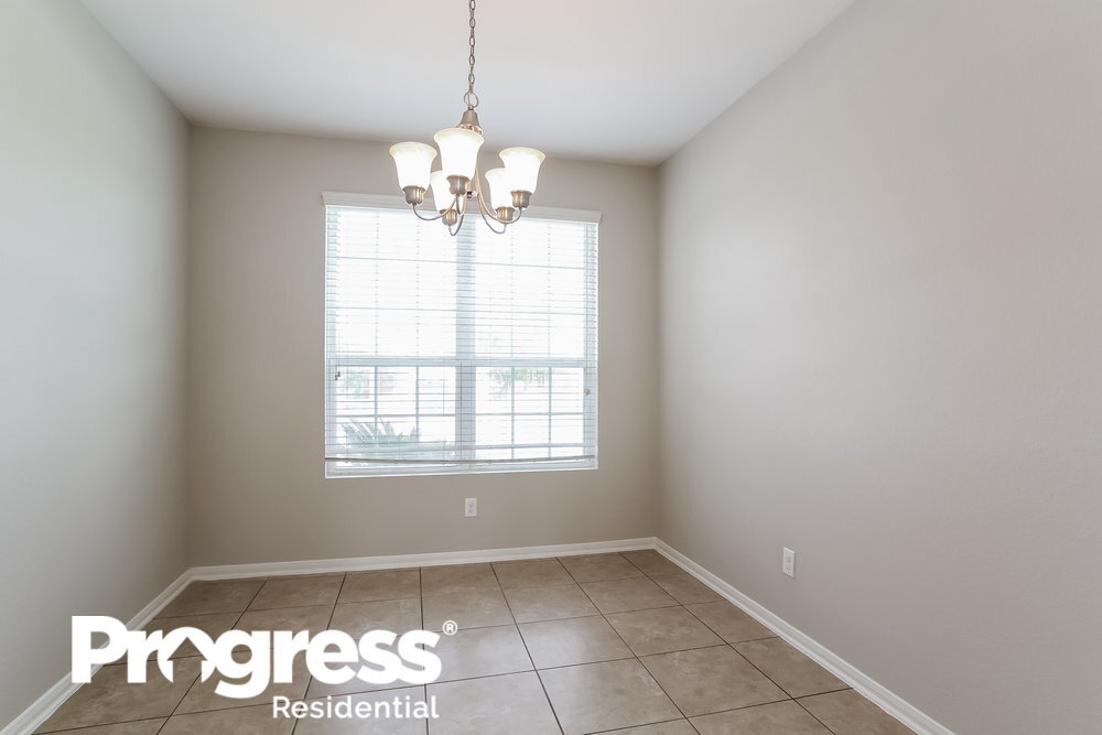 Building Photo - 17914 Seco Creek Ln