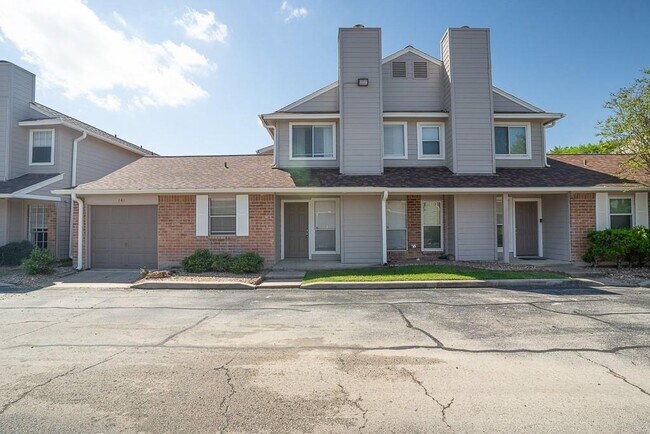 Building Photo - 14020 Schroeder Rd