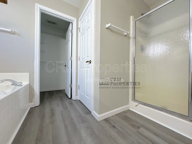 Building Photo - 4011 Highland Springs Dr