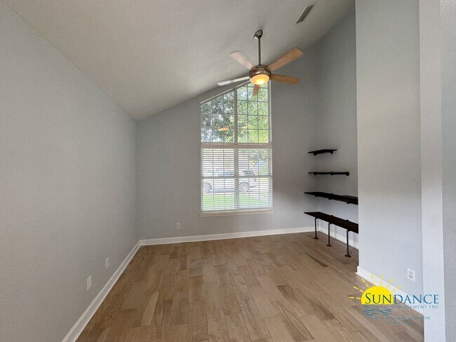Building Photo - 3-Bedroom Home in Destin with Solar Power ...