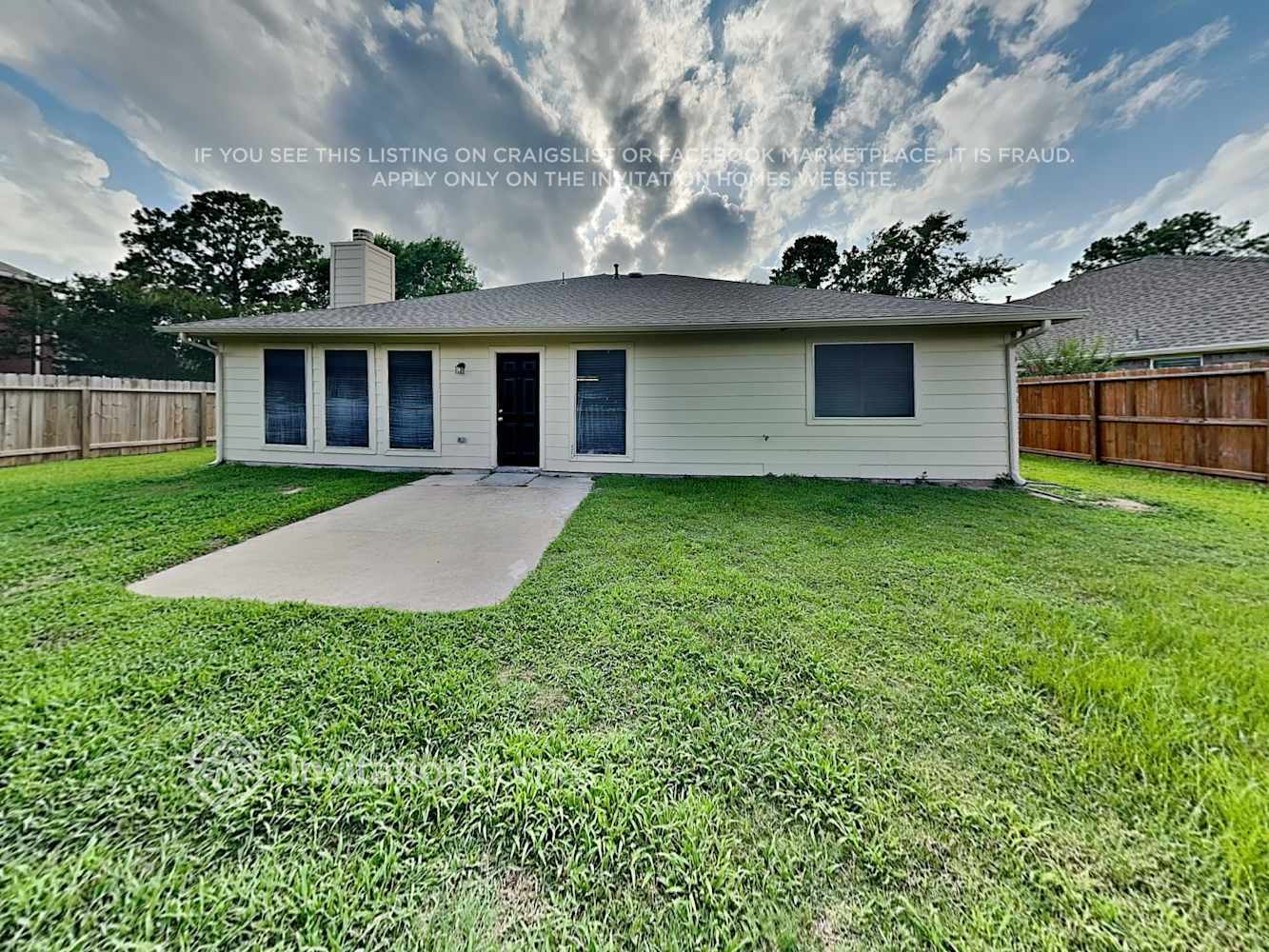 Building Photo - 18115 Water Mill Dr